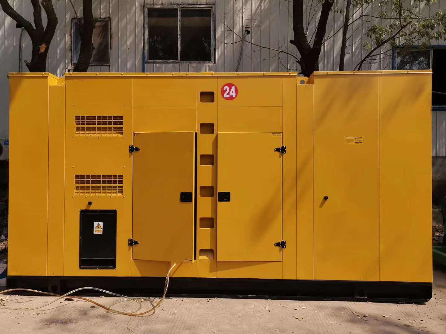 龙岗租赁发电机-国产柴油发电机油耗的奥秘