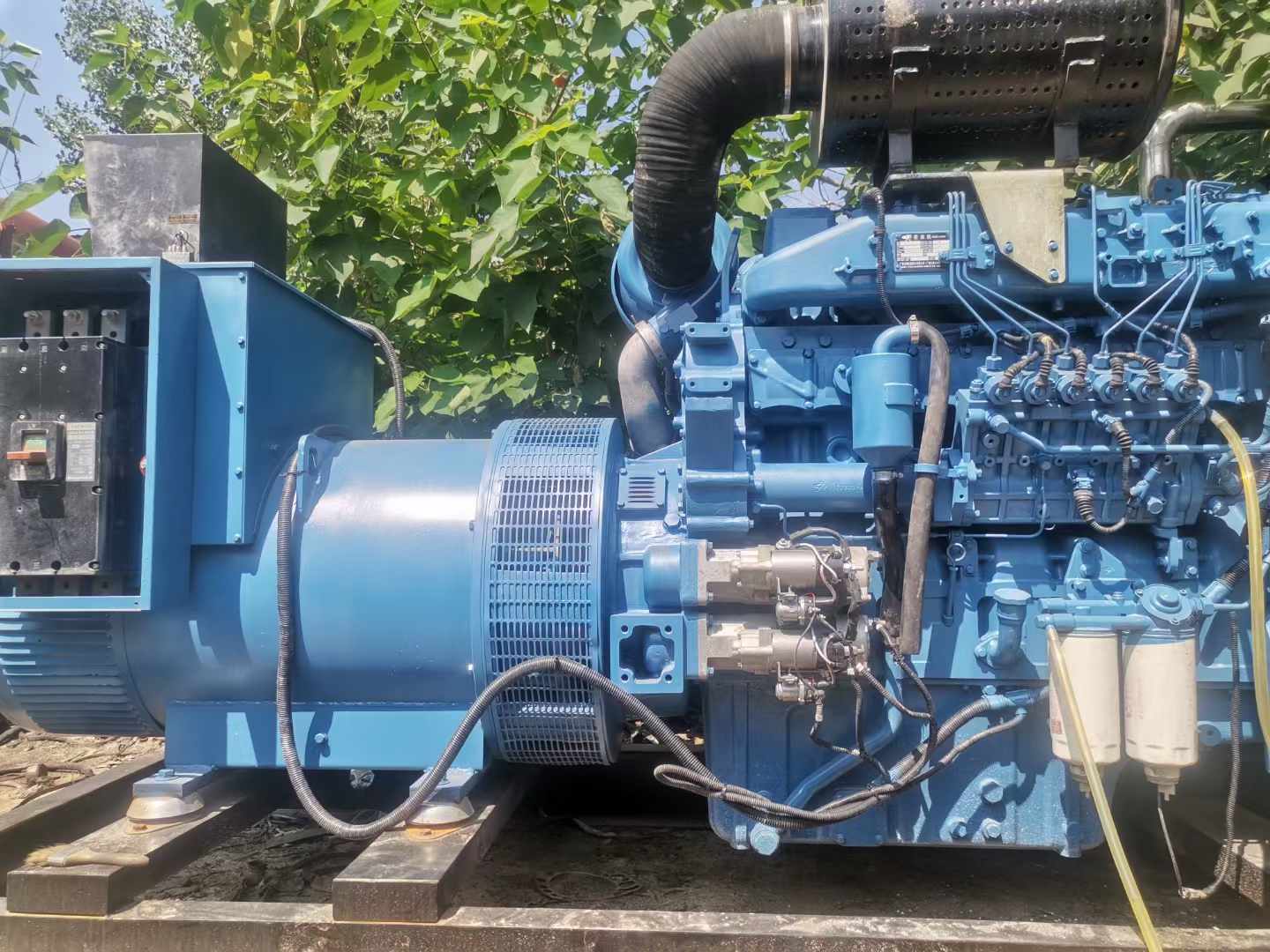 龙岗详细说明降低 800kW 柴油发电机输出电流波动的方法