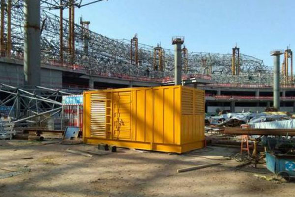 龙岗发电机出租如何判断空气滤清器是否需要更换？
